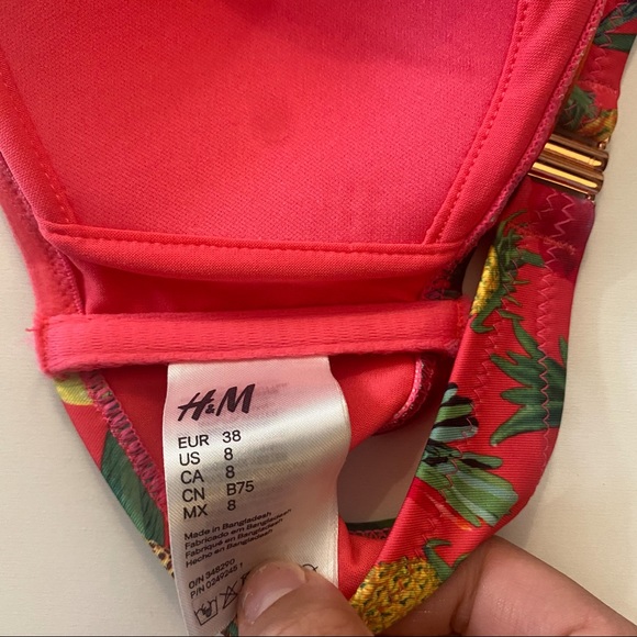 H&M floral bandeau pink bikini top - Picture 3 of 3